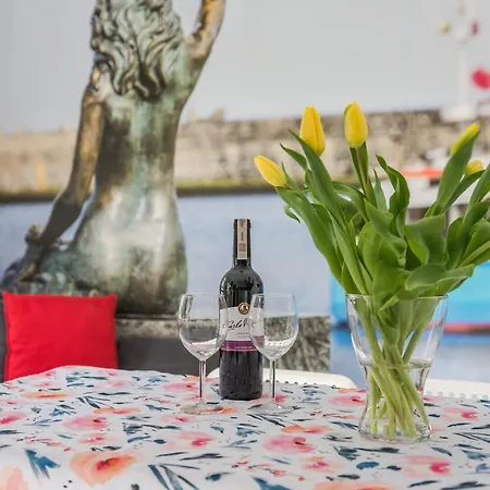 Pod Muralem - Little Heaven Ustka