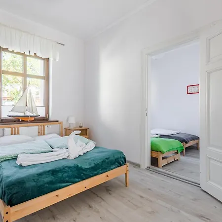 Pod Muralem - Little Heaven * Ustka