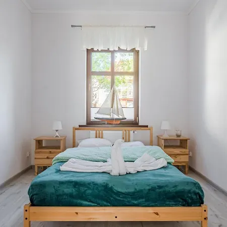 Apartment Pod Muralem - Little Heaven Ustka